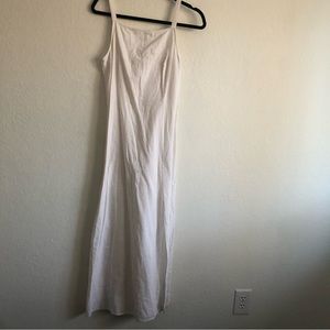 Old Navy White Linen Blend Maxi Dress (Medium)